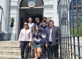 CONCURSO EMPRENDE U Estudiantes secundarios que recibieron mentoría de UNNETEC fueron reconocidos por su proyecto emprendedor