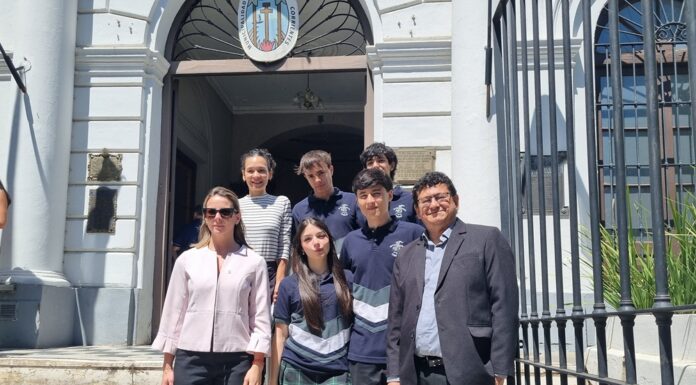 Estudiantes secundarios que recibieron mentoría de UNNETEC fueron reconocidos por su proyecto emprendedor