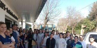 OPERATIVO INTEGRAL DE SALUD Medicina presente en el amplio operativo de salud realizado en el barrio Serantes