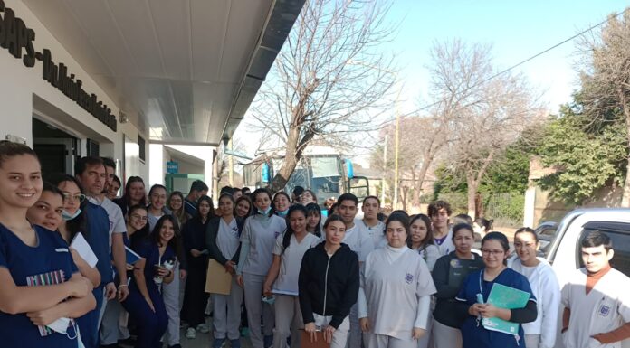 OPERATIVO INTEGRAL DE SALUD Medicina presente en el amplio operativo de salud realizado en el barrio Serantes