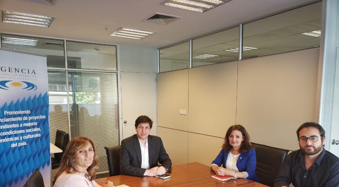 Ratifican Acuerdos Autoridades de la UNNE se reunieron con el presidente de la Agencia Nacional de Promoción Científica y Tecnológica Autoridades de la UNNE se reunieron con autoridades nacionales en el área científica