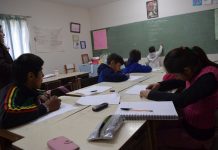 INVESTIGACION DE LA UNNE Realizan estudio de relevamiento y caracterización de los espacios de enseñanza de guaraní en la provincia de Corrientes Hasta el momento no hay información disponible sobre los espacios de enseñanza del Guaraní en Corrientes.