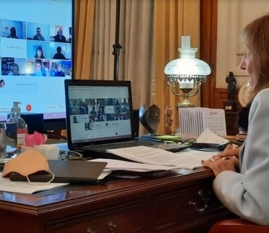 Crean equipos interdisciplinarios para atender problemáticas de la comunidad universitaria