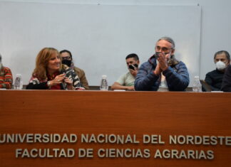 PRESENTACIÓN DEL PROYECTO DE LA LEY DE FOMENTO A LA AGROECOLOGÍA Basterra: “Toda producción puede ser agroecológica. Se trata de un concepto: el equilibrio entre las especies y el hombre” El ministro de Agricultura, Ganadería y Pesca de la Nación, Ing. Agr. Luis Basterra encabezó el acto de lanzamiento del proyecto de ley para el fomento de la agroecología.