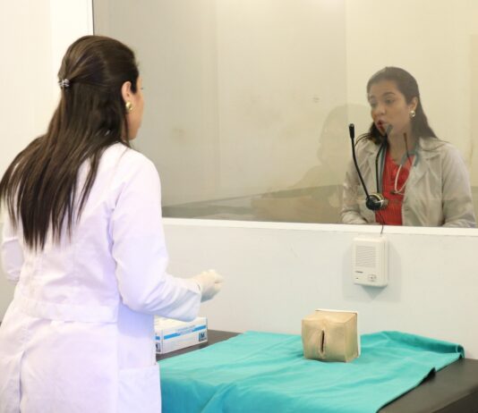 Medicina inicia la Primer Diplomatura en el país, para la Formación de Instructores en Simulación Clínica *Foto de archivo