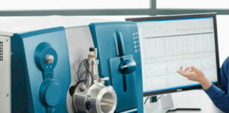 La UNNE suma equipamiento de última generación para potenciar investigaciones y servicios en el área de la química y bioquímica