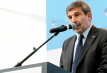 FOMENTO A LA AGROECOLOGÍA  Salvarezza: “El proyecto fue trabajado en pandemia y recordemos que la respuesta inmune está relacionada con nuestra forma de alimentarnos” El ministro de Ciencia, Tecnología e Innovación de la Nación, Roberto Salvarezza participó -de manera virtual- del lanzamiento del proyecto de Ley de Fomento a la Agroecología