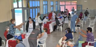 Afirman que los casos de infección severa y mortalidad por Covid en vacunados son muy poco frecuentes