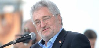 SEMBLANZA Juan Carlos del Bello, un hacedor clave en el crecimiento del sistema universitario, y la ciencia y técnica argentina Juan Carlos Del Bello, fue un gran gestor y hacedor de políticas públicas para la educación argentina.