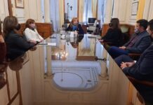 PROYECTO NACIONAL Femicidios: avanza en la UNNE una investigación sobre casos en contexto de pandemia COVID-19 en Chaco y Corrientes Integrantes del equipo investigador de la UNNE, junto al Director Responsable del proyecto, Lic. Roberto Luis Gustavo González, se reunieron días atrás con la Rectora, Delfina Veiravé.