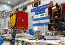 DECANA DE FACENA, VIVIANA GODOY GUGLIELMONE Acuerdo con INVAP: “Es muy importante la posibilidad de trabajo conjunto con una institución de tamaña relevancia” Investigadores de FaCENA podrán trabajar junto a sus pares del INVAP; y estudiantes y docentes de la Facultad, realizar pasantías en el instituto, a partir del acuerdo recientemente firmado.