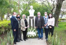 La Facultad de Odontología inició las Jornadas de 60° Aniversario con homenajes a ex decanos y entregas de reconocimientos