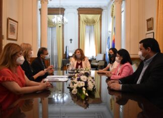 ACUERDO CON LA CARTERA SANITARIA PROVINCIAL Afiliados a ISSUNNE tendrán asistencia médica gratuita en hospitales y laboratorios centrales del Ministerio de Salud de Corrientes