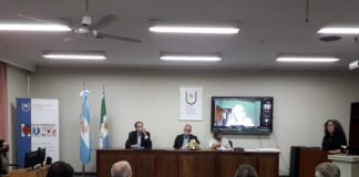 POR SU APORTE EN MATERIA DE DERECHOS HUMANOS Norberto Liwski recibió el título de Profesor Honorario de la UNNE El doctor Norberto Liwski es coordinador de la Cátedra Libre de Derechos Humanos de la UNNE.