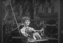 Expocisión en el CCU Ignacio Melzner: «Busco poner en duda ciertas concepciones de la infancia, incluyendo al juguete»