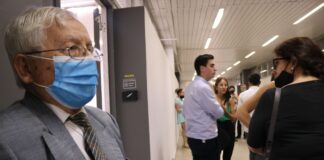 Comunidad Tiene 83 años y se graduó de abogado en Derecho de la UNNE