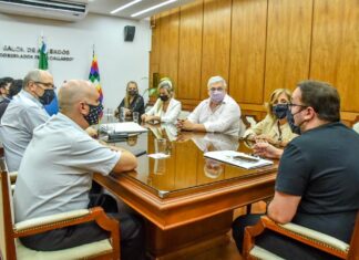 FINANCIAMIENTO PARA INGRESANTES Y ESTUDIANTES AVANZADOS La UNNE firmó acuerdo de becas con el Gobierno del Chaco para estudiantes de carreras estratégicas