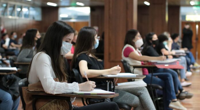 Investigación Ciencia: analizan la actualidad jurídica en más de una docena de iniciativas en Derecho