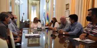 GESTIÓN Reunión con funcionaria nacional por el proyecto de una Sala de Agroindustrias en la ERAGIA
