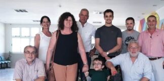 Docentes y alumnos de Ingeniería diseñaron un comando para silla de ruedas motorizada Laboratorio de la UNNE respondió a una demanda y lo transformó en un «desafío» académico