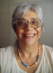 Teresa Artieda es doctora en Educación y hace tiempo trabaja sobre la historia de la educación para, de y con los pueblos indígenas del Gran Chaco.