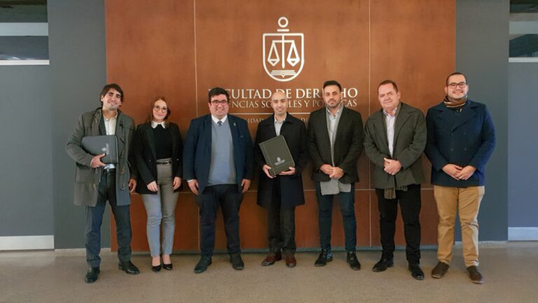 <span style='font-size:14px; font-style:italic'>REGIÓN</span><br/> Desde Derecho de la UNNE y la Red Pro Bono brindarán asesoramiento jurídico gratuito a grupos vulnerables de la región <span style='font-size:14px; font-style:italic'>REGIÓN</span><br/> Desde Derecho de la UNNE y la Red Pro Bono brindarán asesoramiento jurídico gratuito a grupos vulnerables de la región