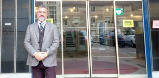 Movilidad Internacional Es profesor en Derecho de la UNNE y dio clases en la Rennes de Francia