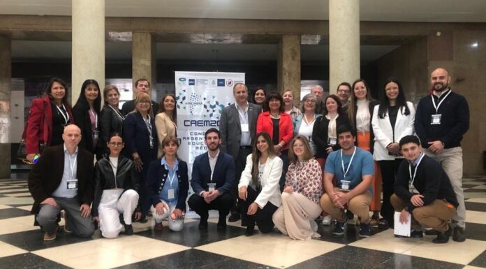 CONGRESO NACIONAL Docentes y estudiantes de la Facultad de Medicina dijeron presente en el CAEM 2023