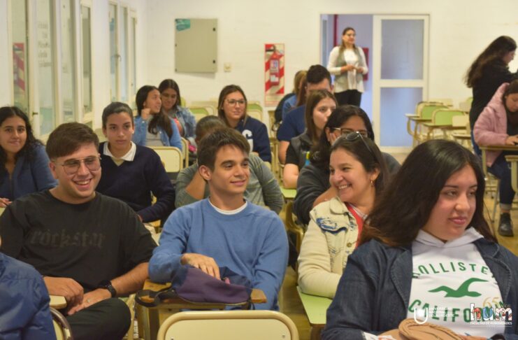 La Facultad de Humanidades lanza un nuevo taller sobre Podcast