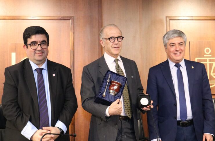 A su paso por Derecho Rosenkrantz instó a volver “a la concepción tradicional del deber judicial”