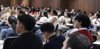 INNOVACIÓN ACADÉMICA Adecúan normativa de planes de estudios para implementar créditos académicos y curricularizar la extensión