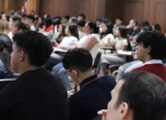 INNOVACIÓN ACADÉMICA Adecúan normativa de planes de estudios para implementar créditos académicos y curricularizar la extensión