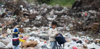 SANTIAGO POY, INVESTIGADOR DEL OBSERVATORIO DE LA DEUDA SOCIAL «En Argentina buena parte de los trabajadores está desprotegida y tienen más probabilidades de ser pobres»