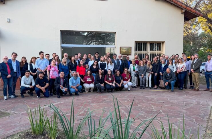 Honrando el impulso del profesor Müller, Ciencias Económicas festejó 75 años