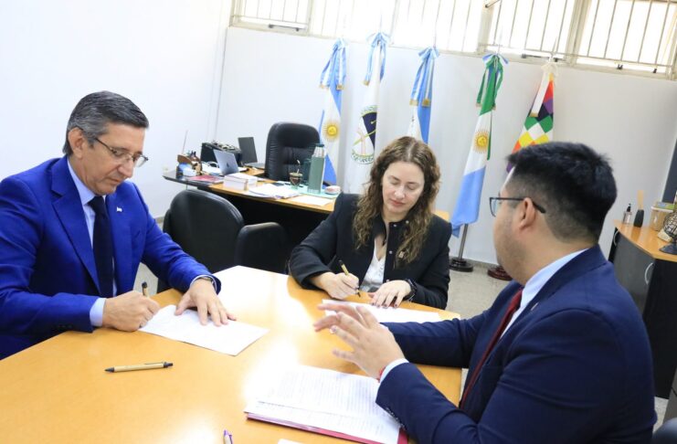 Derecho concretó una alianza de cooperación y prácticas vocacionales con el Ministerio de Justicia de Corrientes