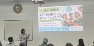 Extensión Universitaria “Antibióticos bajo la lupa”: voluntarios se preparan para abordar la Resistencia Antimicrobiana en las escuelas