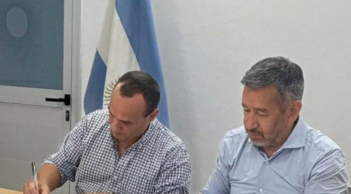 Acuerdo de trabajo por más oportunidades para nuestros estudiantes