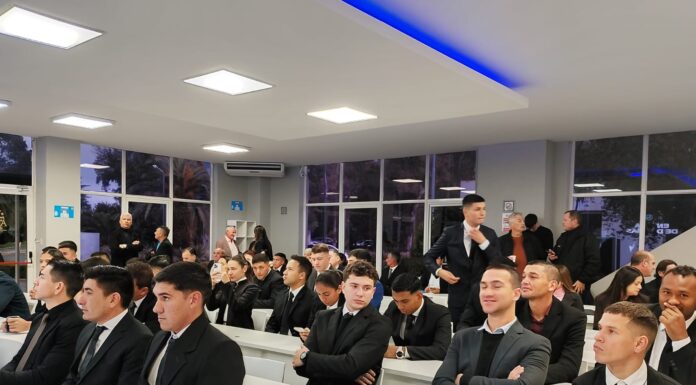 En la AFA: representantes de la UNNE entregaron diplomas a los más de 50 nuevos Árbitros y Árbitras Federales