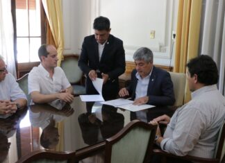 UNNE-Verde Convenio UNNE- VICA NFU para el reciclado de neumáticos fuera de uso de la flota automotriz de la universidad