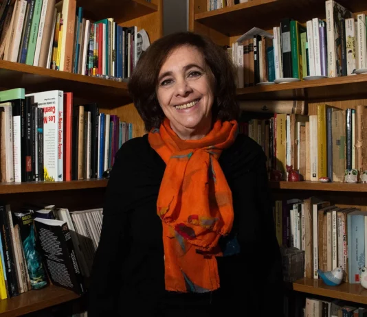 “El libro de papel sigue siendo el preferido de los lectores, aún en los más jóvenes”