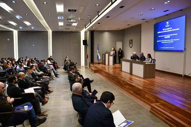 Auditores