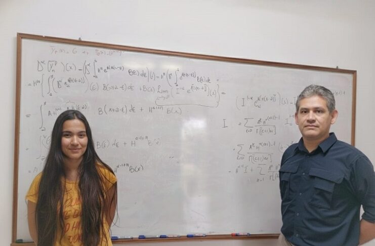Innovador estudio de ecuaciones matemáticas que incorpora memoria a los sistemas