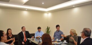 Extensión Universitaria Implementarán el Programa el Barrio en la Escuela en el Instituto Kennedy