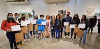 EN EL CENTRO CULTURAL UNIVERSITARIO DE LA UNNE Bienvenida a los nuevos becarios del Programa Pueblos Indígenas y firma de convenio para reeditar el libro “Chamamé Raity”