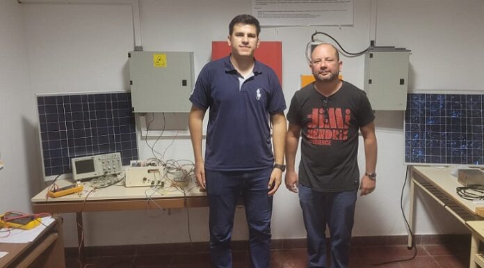 Nuevos Conocimientos Becario desarrolla instrumento para monitorear eficiencia de planta fotovoltaica