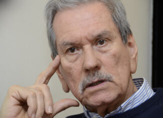 EXPERIENCIAS Y EXPECTATIVAS Carlos Altamirano cierra la agenda de actividades de la UNNE por los 40 años de democracia