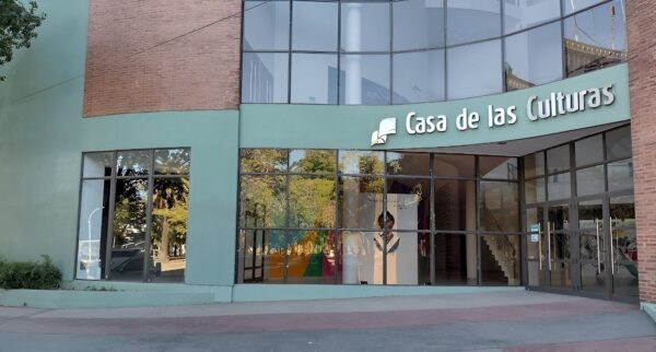 La Casa de las Culturas es un centro cultural y de exposiciones en Resistencia. En su edificio funcionan distintas áreas del Instituto de Cultura del Chaco, además del Museo de Bellas Artes René Bruseau (MUBA).