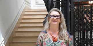 DOCTORA CÉLIA RATUSNIAK Investigadora de Brasil visita la UNNE para interiorizarse sobre políticas de Género y Diversidad