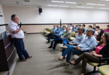 Charla sobre Manejo Hídrico en la UNNE: Un Encuentro de Conocimientos y Experiencias en el Chaco