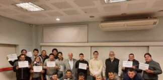 EN RESISTENCIA Escuela de oficios: unas 30 personas terminaron el primer módulo del curso de Instalaciones Eléctricas de Vivienda